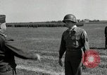 Standbild Commanding-General der 7 Armee Darmstadt Deutschland, 1945, aus Sekunde 43 historischem Filmmaterial Videoclip 65675074432