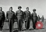 Standbild Commanding-General der 7 Armee Darmstadt Deutschland, 1945, aus Sekunde 48 historischem Filmmaterial Videoclip 65675074432