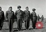 Standbild Commanding-General der 7 Armee Darmstadt Deutschland, 1945, aus Sekunde 54 historischem Filmmaterial Videoclip 65675074432