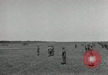 Standbild Charles Coolidge erhält Ehrenmedaille Darmstadt Deutschland, 1945, aus Sekunde 4 historischem Filmmaterial Videoclip 65675074433