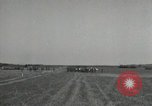 Standbild Charles Coolidge erhält Ehrenmedaille Darmstadt Deutschland, 1945, aus Sekunde 44 historischem Filmmaterial Videoclip 65675074433