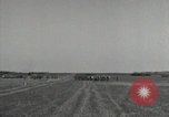 Standbild Charles Coolidge erhält Ehrenmedaille Darmstadt Deutschland, 1945, aus Sekunde 45 historischem Filmmaterial Videoclip 65675074433