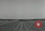Standbild Charles Coolidge erhält Ehrenmedaille Darmstadt Deutschland, 1945, aus Sekunde 48 historischem Filmmaterial Videoclip 65675074433