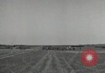 Standbild Charles Coolidge erhält Ehrenmedaille Darmstadt Deutschland, 1945, aus Sekunde 51 historischem Filmmaterial Videoclip 65675074433
