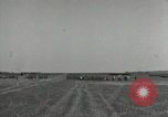 Standbild Charles Coolidge erhält Ehrenmedaille Darmstadt Deutschland, 1945, aus Sekunde 53 historischem Filmmaterial Videoclip 65675074433