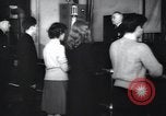 Image des filles et des garçons New Jersey United States USA, 1943, de la seconde 46 séquences d'archives historiques vidéo 65675074451