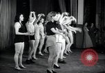 Image femmes danseurs New York City USA, 1936, de la seconde 47 séquences d'archives historiques vidéo 65675074452