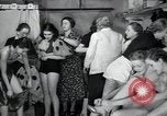 Standbild Ziegfeld Follies Tänzer New York City USA, 1936, aus Sekunde 34 historischem Filmmaterial Videoclip 65675074453