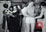 Standbild Ziegfeld Follies Tänzer New York City USA, 1936, aus Sekunde 56 historischem Filmmaterial Videoclip 65675074453