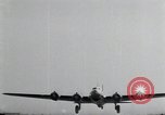 Standbild B-17 Flying Festungen Langley Field Virginia USA, 1939, aus Sekunde 5 historischem Filmmaterial Videoclip 65675074458