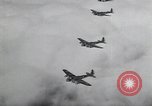 Standbild B-17 Flying Festungen Langley Field Virginia USA, 1939, aus Sekunde 15 historischem Filmmaterial Videoclip 65675074458