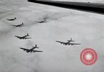 Standbild B-17 Flying Festungen Langley Field Virginia USA, 1939, aus Sekunde 42 historischem Filmmaterial Videoclip 65675074458