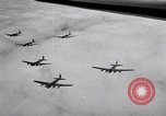 Standbild B-17 Flying Festungen Langley Field Virginia USA, 1939, aus Sekunde 43 historischem Filmmaterial Videoclip 65675074458