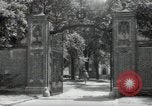 Standbild Harvard University Cambridge Massachusetts USA, 1946, aus Sekunde 14 historischem Filmmaterial Videoclip 65675074481
