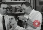Image sérieusement anthropologue Hooton Cambridge Massachusetts USA, 1946, de la seconde 60 séquences d'archives historiques vidéo 65675074484