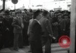 Standbild Menge Lissabon Portugal, 1942, aus Sekunde 3 historischem Filmmaterial Videoclip 65675074494