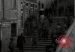 Standbild Menge Lissabon Portugal, 1942, aus Sekunde 32 historischem Filmmaterial Videoclip 65675074494