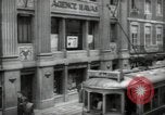 Standbild Journalist Jean Fortenoy Lissabon Portugal, 1942, aus Sekunde 12 historischem Filmmaterial Videoclip 65675074495