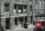 Standbild Journalist Jean Fortenoy Lissabon Portugal, 1942, aus Sekunde 13 historischem Filmmaterial Videoclip 65675074495