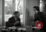 Standbild Oberst Robert Solberg Lissabon Portugal, 1942, aus Sekunde 36 historischem Filmmaterial Videoclip 65675074499
