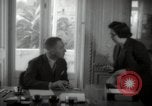Standbild Oberst Robert Solberg Lissabon Portugal, 1942, aus Sekunde 43 historischem Filmmaterial Videoclip 65675074499