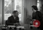 Standbild Oberst Robert Solberg Lissabon Portugal, 1942, aus Sekunde 44 historischem Filmmaterial Videoclip 65675074499
