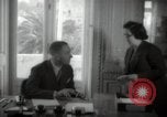 Standbild Oberst Robert Solberg Lissabon Portugal, 1942, aus Sekunde 45 historischem Filmmaterial Videoclip 65675074499