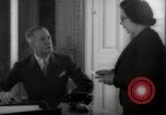 Standbild Oberst Robert Solberg Lissabon Portugal, 1942, aus Sekunde 55 historischem Filmmaterial Videoclip 65675074499