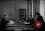 Standbild Oberst Robert Solberg Lissabon Portugal, 1942, aus Sekunde 59 historischem Filmmaterial Videoclip 65675074499