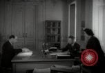 Standbild Oberst Robert Solberg Lissabon Portugal, 1942, aus Sekunde 62 historischem Filmmaterial Videoclip 65675074499