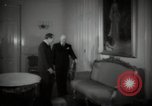Standbild Sir Donald Campbell Lissabon Portugal, 1942, aus Sekunde 20 historischem Filmmaterial Videoclip 65675074500