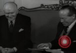 Standbild Sir Donald Campbell Lissabon Portugal, 1942, aus Sekunde 44 historischem Filmmaterial Videoclip 65675074500