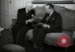 Standbild Sir Donald Campbell Lissabon Portugal, 1942, aus Sekunde 56 historischem Filmmaterial Videoclip 65675074500