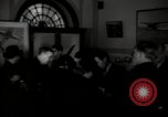 Standbild Pan-American Office Lissabon Portugal, 1941, aus Sekunde 24 historischem Filmmaterial Videoclip 65675074506