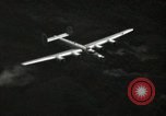 Standbild B-24 Liberator Bomber Mindanao Philippinen, 1945, aus Sekunde 11 historischem Filmmaterial Videoclip 65675074516