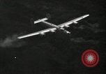 Standbild B-24 Liberator Bomber Mindanao Philippinen, 1945, aus Sekunde 12 historischem Filmmaterial Videoclip 65675074516