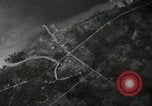 Standbild B-24 Liberator Bomber Mindanao Philippinen, 1945, aus Sekunde 23 historischem Filmmaterial Videoclip 65675074516