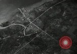 Standbild B-24 Liberator Bomber Mindanao Philippinen, 1945, aus Sekunde 24 historischem Filmmaterial Videoclip 65675074516
