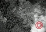 Standbild B-24 Liberator Bomber Mindanao Philippinen, 1945, aus Sekunde 46 historischem Filmmaterial Videoclip 65675074516