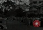 Immagine di Le persone schierate Filippine, 1942, secondo 7 filmato di repertorio 65675074518