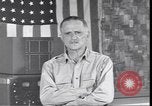 Standbild USA Officer Pazifik, 1945, aus Sekunde 7 historischem Filmmaterial Videoclip 65675074561