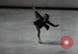 Image le patinage artistique Allemagne, 1940, de la seconde 28 séquences d'archives historiques vidéo 65675074573