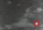Standbild Japanische Bomberflugzeuge Pearl Harbor Hawaii USA, 1941, aus Sekunde 41 historischem Filmmaterial Videoclip 65675074590