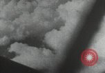 Standbild Japanische Bomberflugzeuge Pearl Harbor Hawaii USA, 1941, aus Sekunde 52 historischem Filmmaterial Videoclip 65675074590