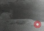 Standbild Japanische Bomberflugzeuge Pearl Harbor Hawaii USA, 1941, aus Sekunde 57 historischem Filmmaterial Videoclip 65675074590