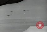 Standbild B-24 Liberator Bomber Vila Salomonen, 1943, aus Sekunde 9 historischem Filmmaterial Videoclip 65675074591