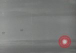 Standbild B-24 Liberator Bomber Vila Salomonen, 1943, aus Sekunde 17 historischem Filmmaterial Videoclip 65675074591
