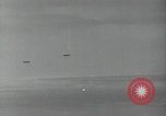 Standbild B-24 Liberator Bomber Vila Salomonen, 1943, aus Sekunde 18 historischem Filmmaterial Videoclip 65675074591