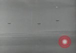 Standbild B-24 Liberator Bomber Vila Salomonen, 1943, aus Sekunde 19 historischem Filmmaterial Videoclip 65675074591