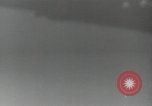 Standbild B-24 Liberator Bomber Vila Salomonen, 1943, aus Sekunde 25 historischem Filmmaterial Videoclip 65675074591